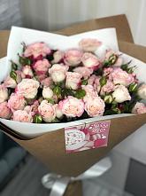 Букет цветов из:  Розы в Верхнем Уфалее
