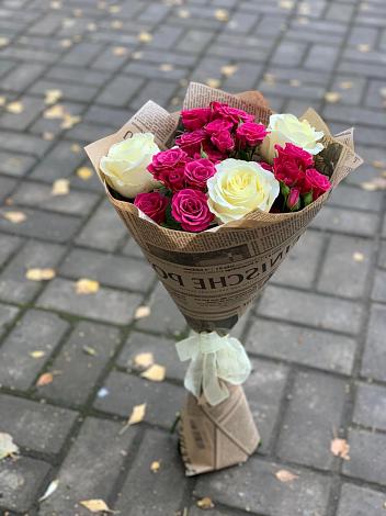 Букет цветов из: Розы в Верхнем Уфалее